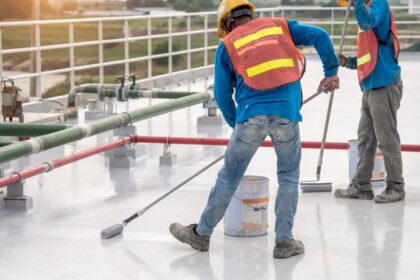 aplicação de impermeabilização em laje